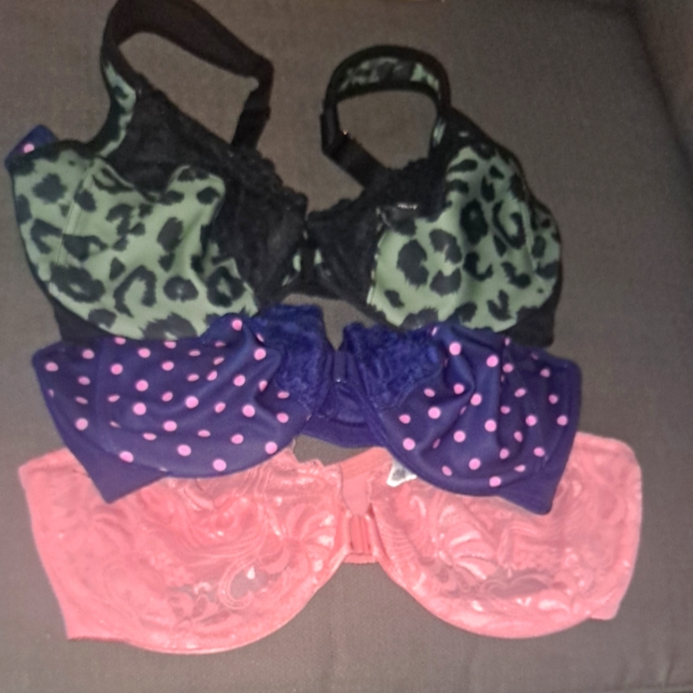 Set of 3 Bras Size 36 D